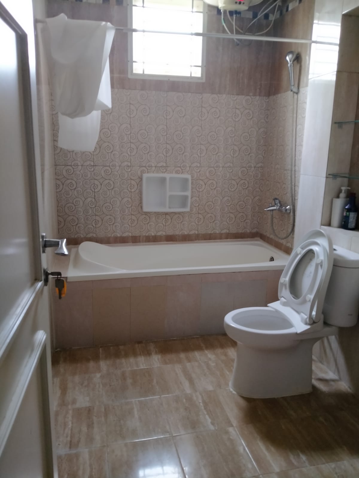 DiSewakan Rumah Fully Furnished Di Vassa Tracce Lippo Cikarang